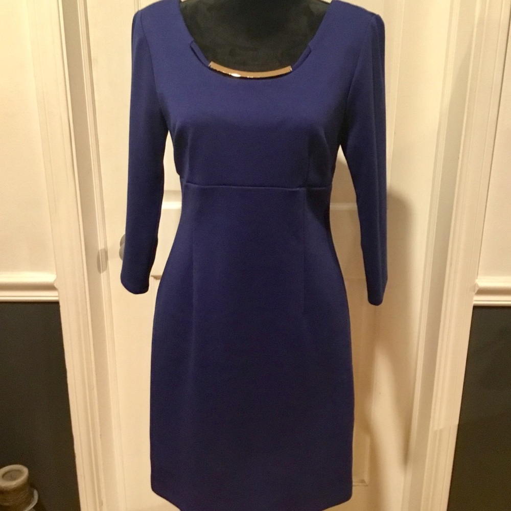 NEW CONDITION Laundry by Design w/ necklace detail